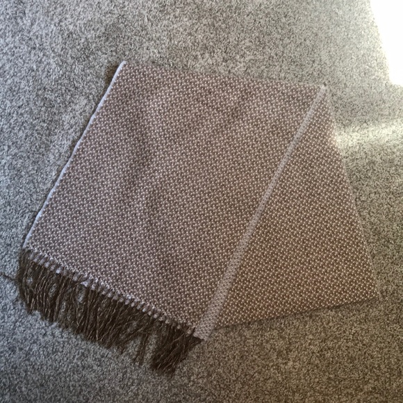 Tan and cream super soft scarf - Picture 1 of 4
